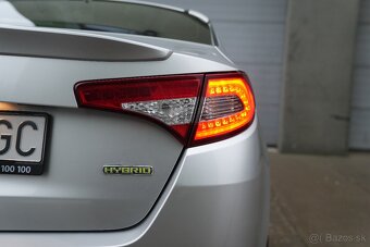 Kia Optima 2.0 CVVT Hybrid-benzín - 7