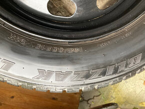 Zimné pneu Bridgestone 195/65/15 + disky na Š, VW - 7