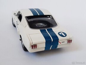 1:18 - Ford Shelby GT350 #7 / Stirling Moss - ACME - 1:18 - 7