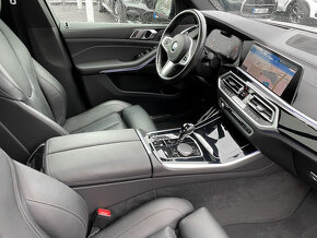 BMW X5 xDrive 30D M-SPORT - 7