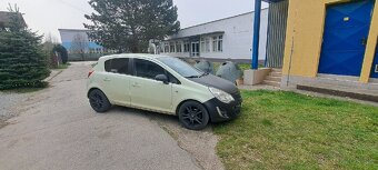 Opel Corsa D 2011 - 7