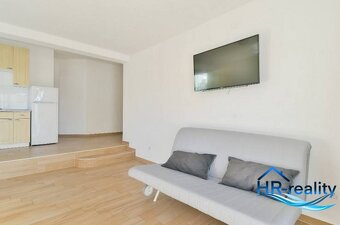 Pag, Novalja – zariadený apartmán na predaj - 7