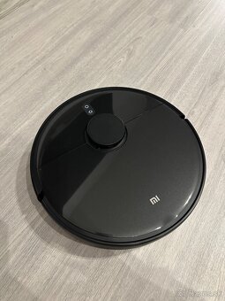 Robotický vysávač so stanicou MI ROBOT VACUUM-MOP ULTRA 2 - 7