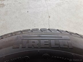 Pirelli Winter Sotto Zero 3 215/55 R17 94V_150€/sada - 7