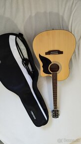 6 strunová gitara Eko - 7