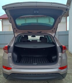 HYUNDAI TUCSON CRDI STYLE - LEN 78300KM - 7