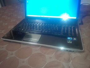 HP DV7. i7 8 x 1,6 GHz. 17,3 LED HD+. 640 GB. 6GB. - 7