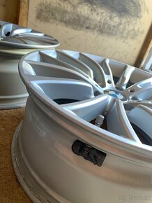 5x120 Hlinikove disky original BMW f10 - 7