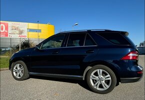 Mercedes ML350 D 4 MATIC - 7