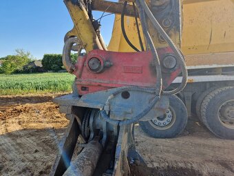 Pásový bager Komatsu PC210LC - 11 - 7