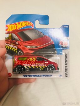 Hot Wheels/ Matchbox - 7