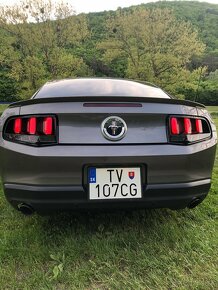 Ford Mustang 4V6 automat - 7