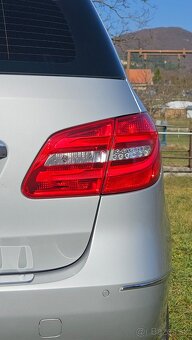 Predám Mercedes Benz B-180 - 7