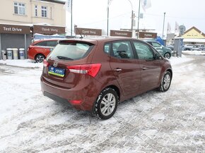 Hyundai ix20 1.6 CVVT 92kW AUTOMAT STYLE MÁLO NAJETO - 7