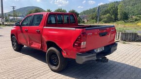 Toyota Hilux Double Cab Duty 4x4 - 7