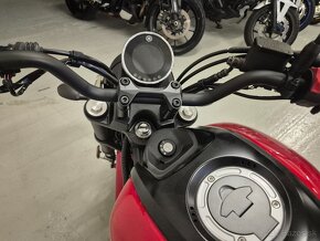 YAMAHA XSR 125 - 7