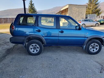 Nissan Terrano 2.7 tdi 92kw 4x4 7miestne - 7