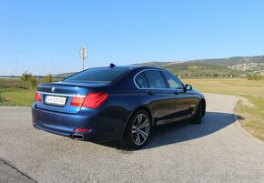 BMW 740d xDrive - 7