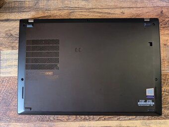 Lenovo Thinkpad T14s - 7