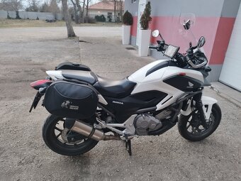 Honda NC700X - 7