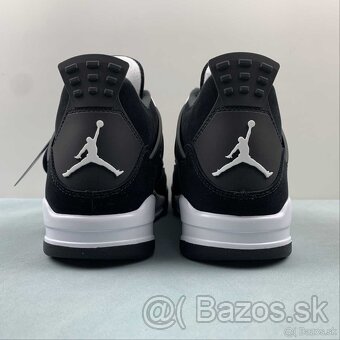 Nike Air Jordan 4 bielo-čierne - 7