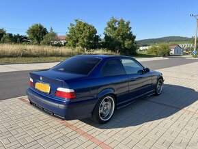 BMW e36 coupe 318is - 7