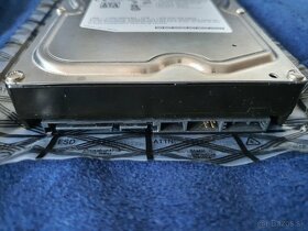 2x HDD 3,5" SATA (1TB+500GB) s chybnými sektormi - 7