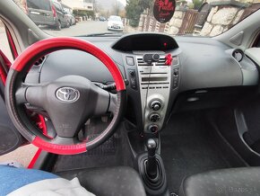 Toyota Yaris - 7