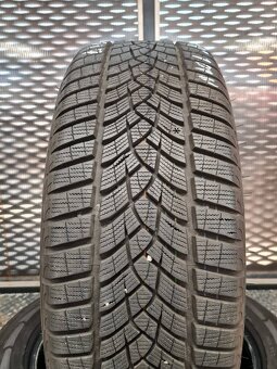 4X Zimné pneumatiky Goodyear RFT 225/55 R17 101V - 7