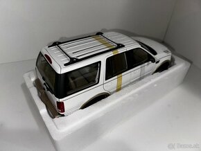 Alfa Romeo / Ford 1:18 - 7