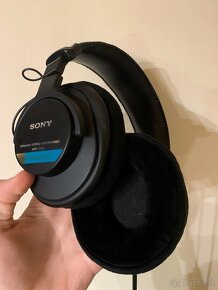 Sony MDR-7506 - 7