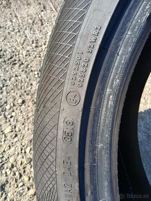 245/45r19 - 7