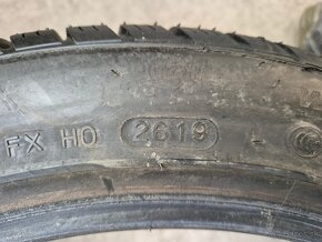 215/45r17 zimné 4 ks HANKOOK - z nového auta - 7