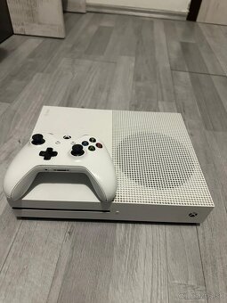 Xbox one s - 7