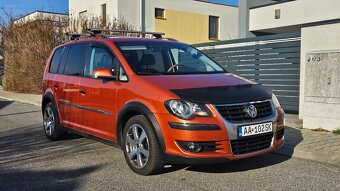 Volkswagen Touran 2.0 TDI DPF Cross DSG - 7