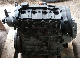 Motor 2.0 FSI 4x4 4 motion 110 KW BVX 170 000 km - 7