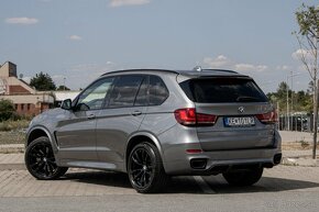 BMW X5 M50d A/T - 7