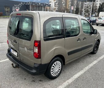 Predám Citroen Berlingo rv. 7/2013 235000 odp. DPH, STK a EK - 7