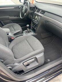 Skoda superb combi 1.6 tdi - 7