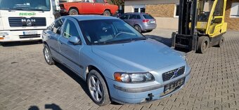 Lacno rozpredám Volvo S60 2001-2010 na náhradné diely - 7