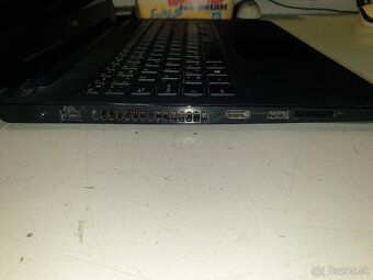 DELL  Core i5  s  SSD - 7