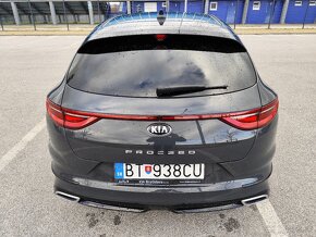 predám KIA ProCeed 1,4 benzín - 7