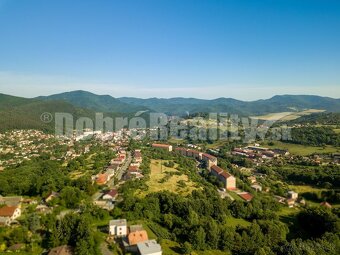 PREDAJ: Pozemok pre výstavbu rodinného domu s architektonick - 7