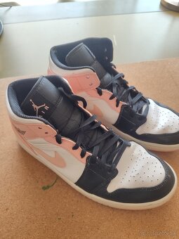 Nike Air Jordan 1 Mid Arctic Orange - 7