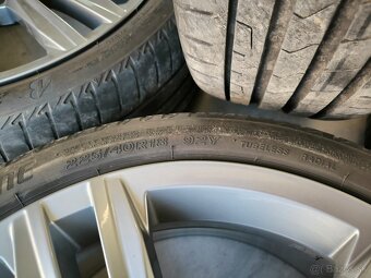 Elektrony original VW 5x112 R18 et51 7,5J s pneumatikami - 7