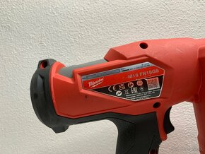 Milwaukee M18 FN18GS aku klincovačka - 7