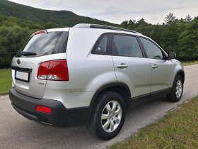 KIA SORENTO 2,2 CRDI - 7