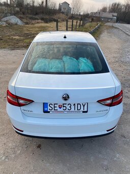 Predám Skoda superb 2,0Tdi 140kw, DSG, rv 2015.275700km - 7