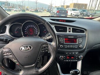 Kia ceed 1,6 GDI Platinum - 7