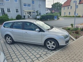 Ford fokus 1.8  85kw - 7